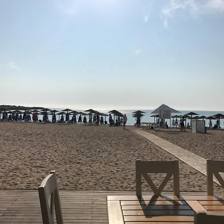 2 Mai Vila Pensjonat Două Mai