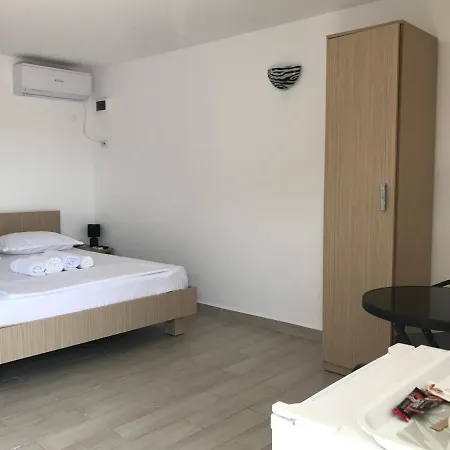 2 Mai Vila Gæstehus