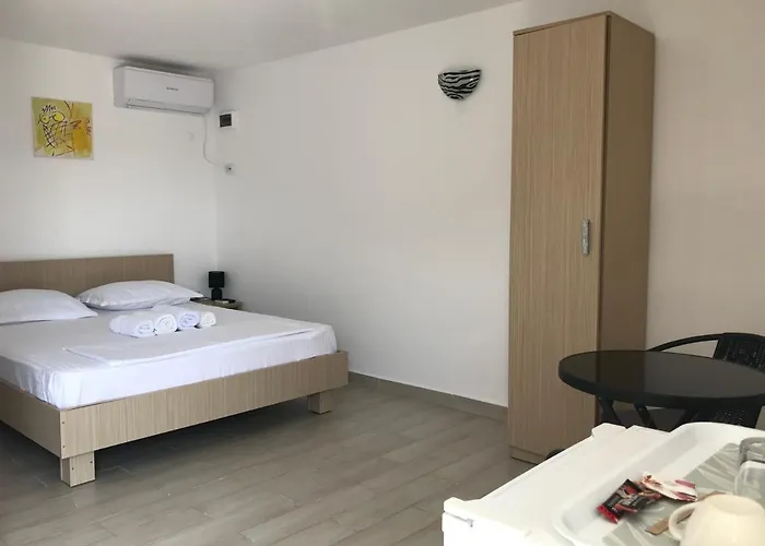 2 Mai Vila Guest house